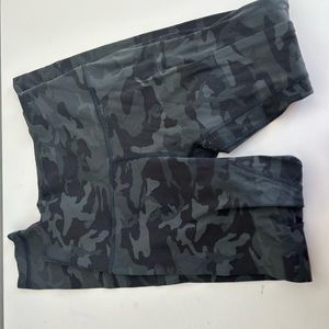 green camo lululemon align leggings